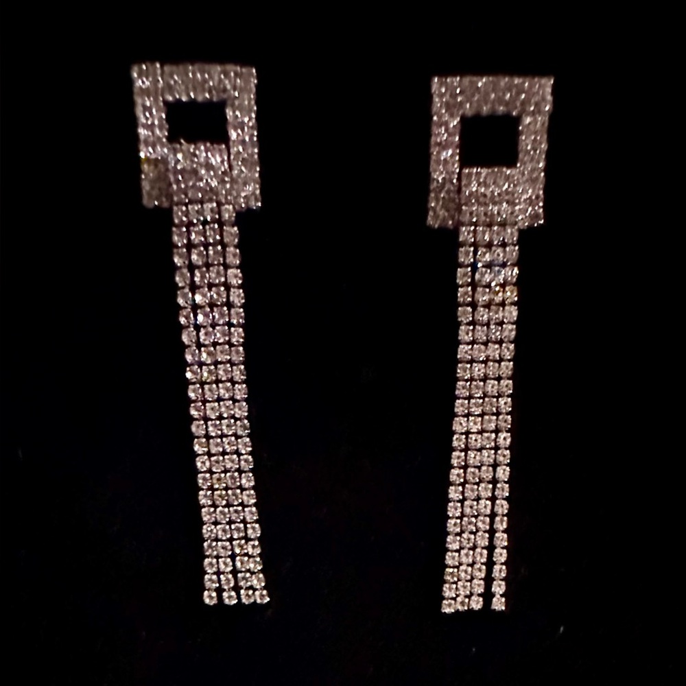 Elegant Silver Dangle Earrings